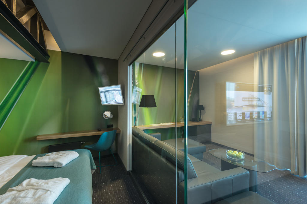 Regatta Hotel Restauracja Spa Poznan Phòng bức ảnh