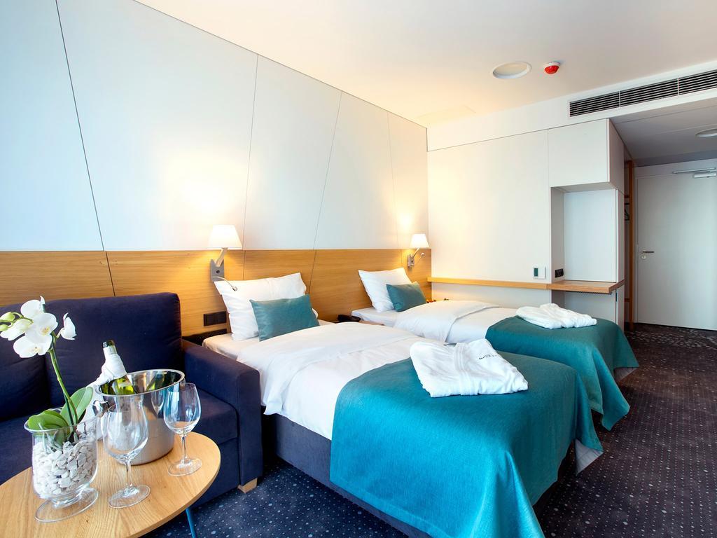 Regatta Hotel Restauracja Spa Poznan Phòng bức ảnh